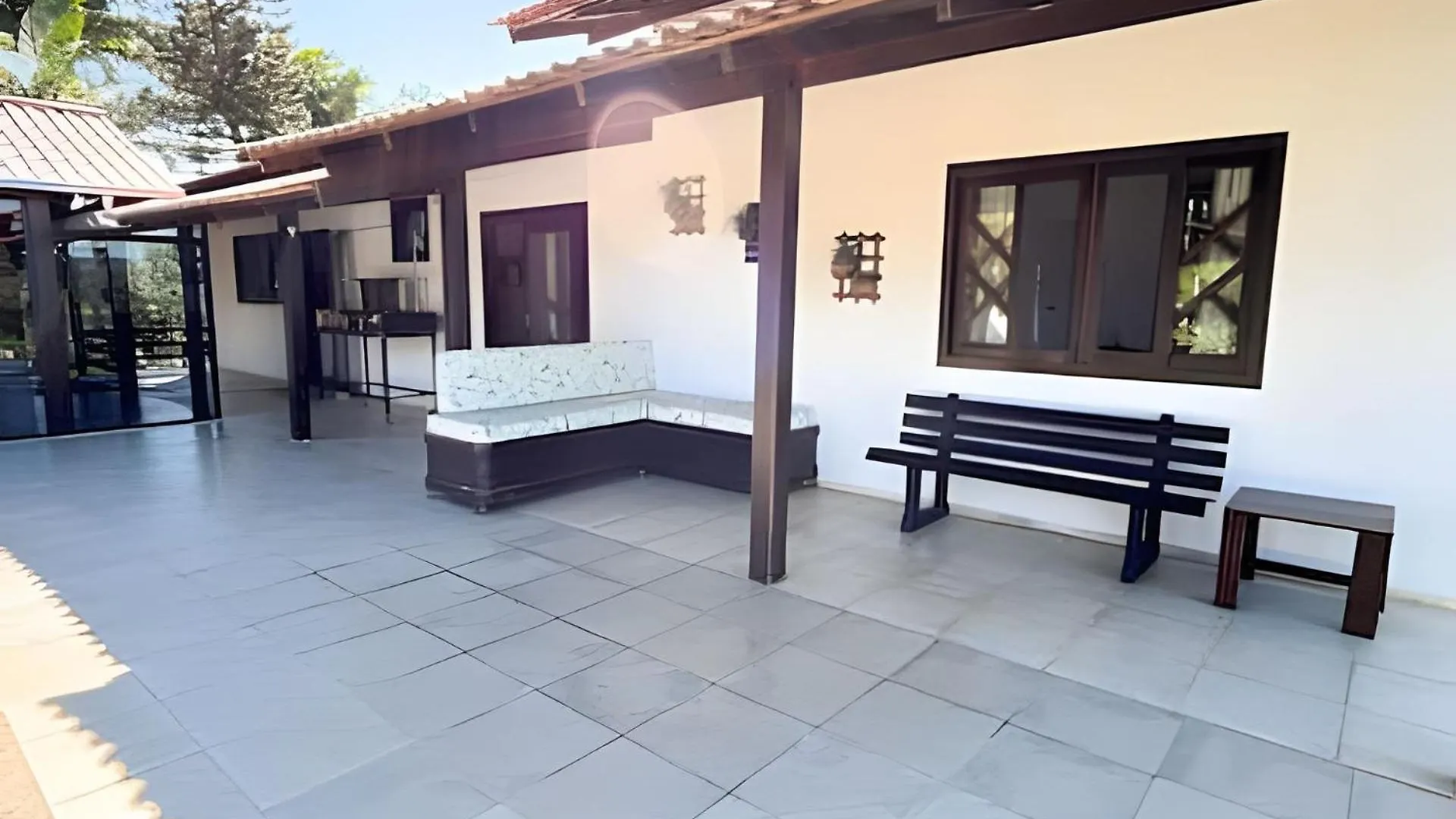 Sitio Com Piscina | Natureza & Lazer Ilhota 0*,